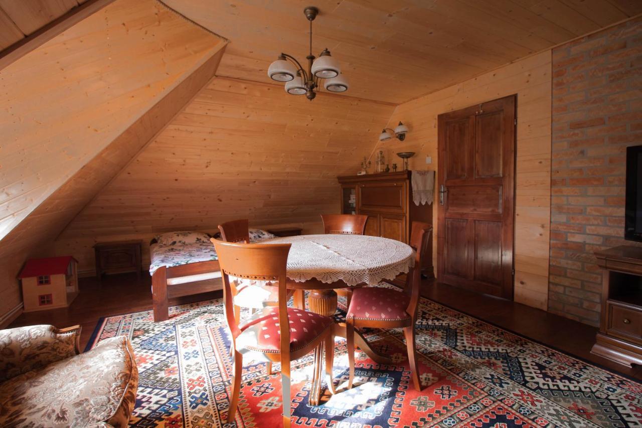 Holiday House Folwark Jelen Poniklica المظهر الخارجي الصورة