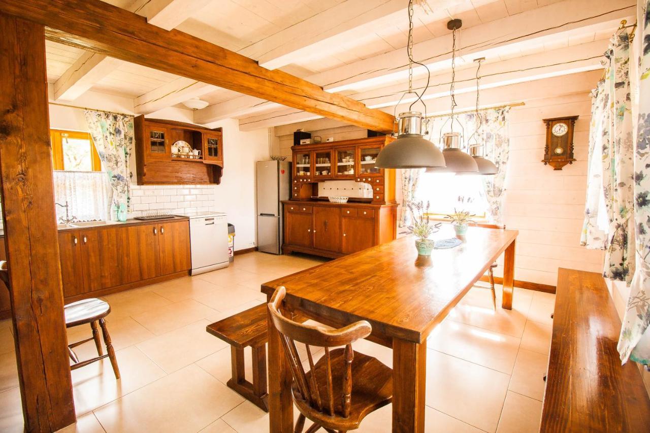 Holiday House Folwark Jelen Poniklica المظهر الخارجي الصورة