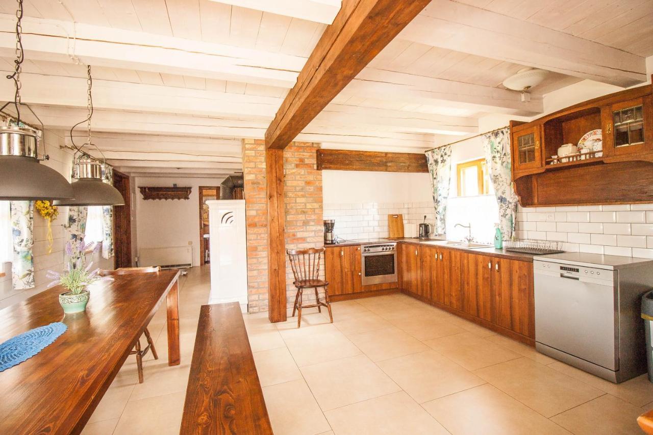 Holiday House Folwark Jelen Poniklica المظهر الخارجي الصورة