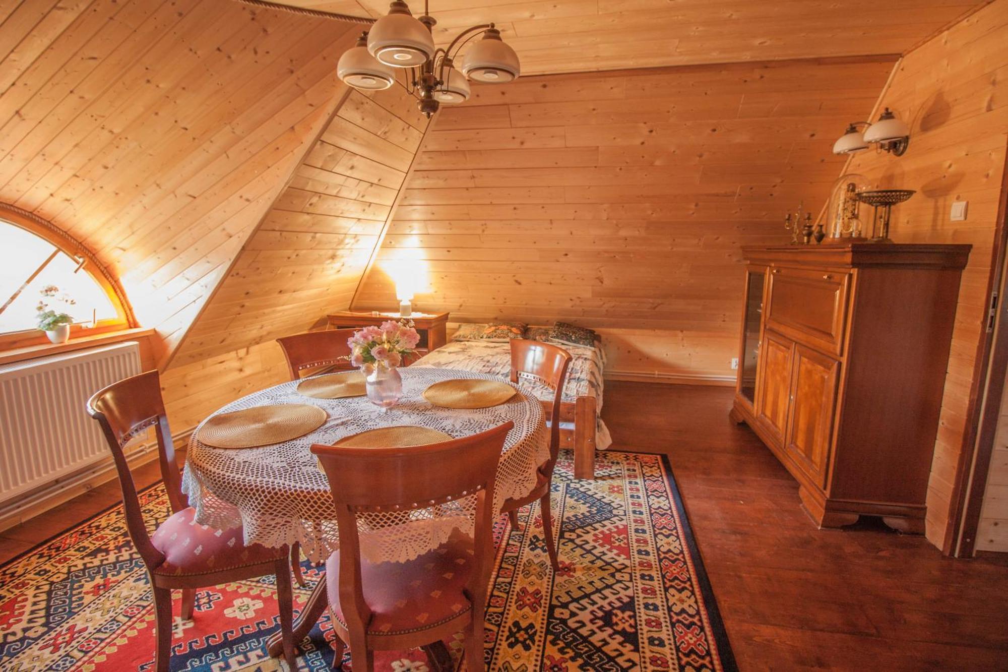 Holiday House Folwark Jelen Poniklica المظهر الخارجي الصورة